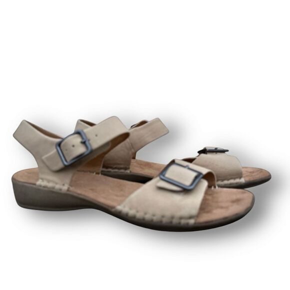 Easy Spirit Honors Padded Comfort Open Toe Tan Sandals Women’s size 7 - Picture 12 of 13